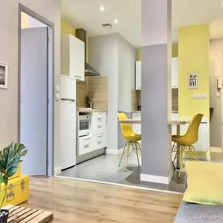 For 6 People Apartamento Grenoble