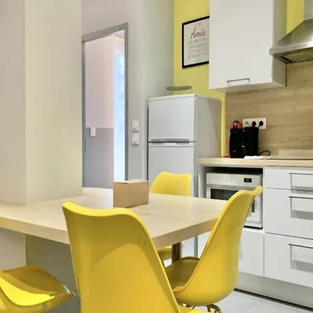 For 6 People Apartament *